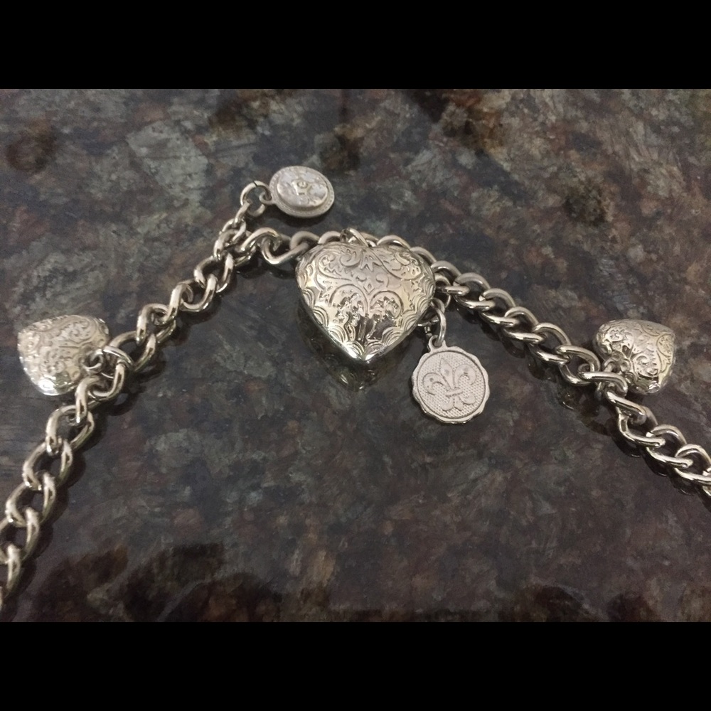 Kathy Van Zeeland - Picture 5 of 6